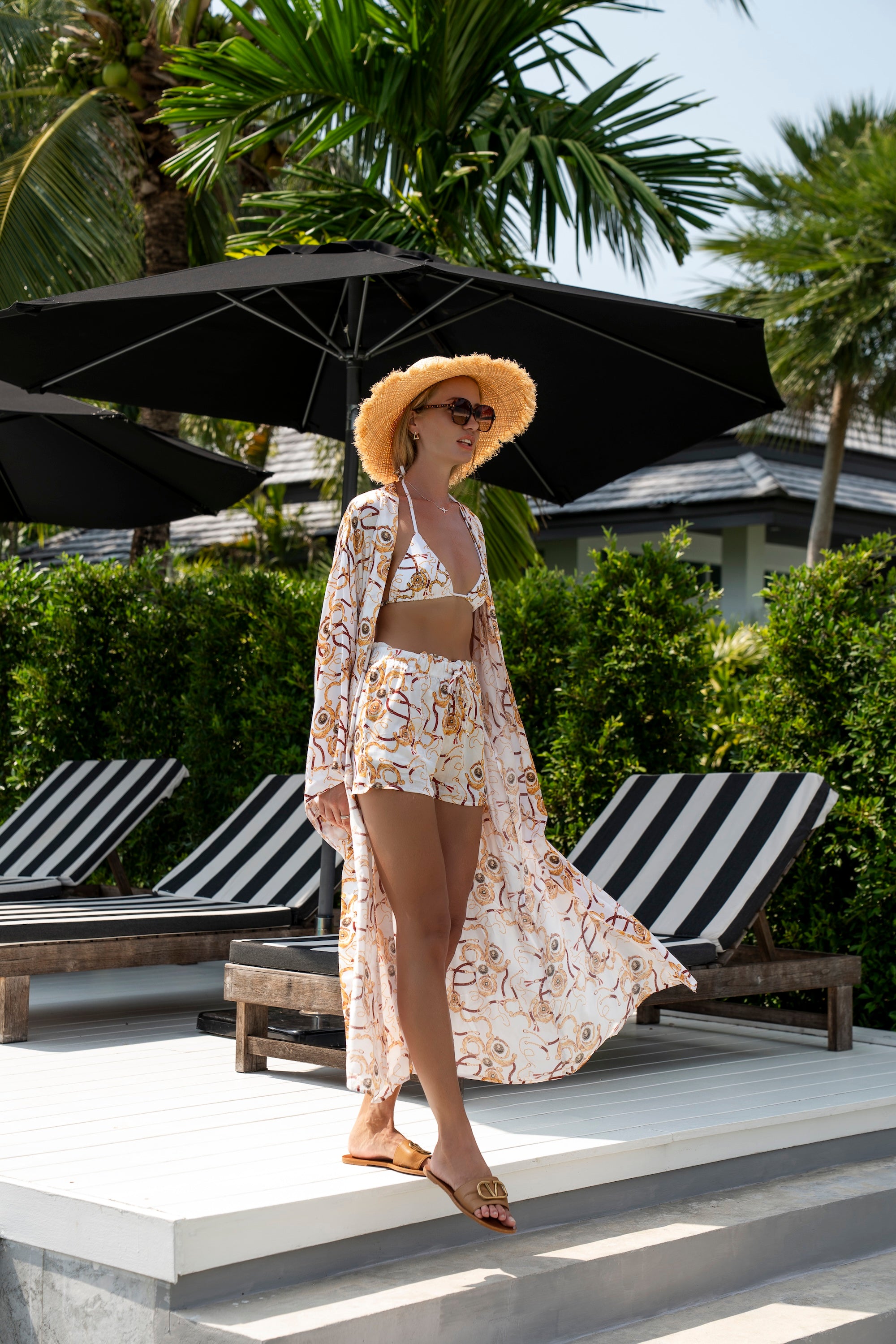 Goldi Hedda Short